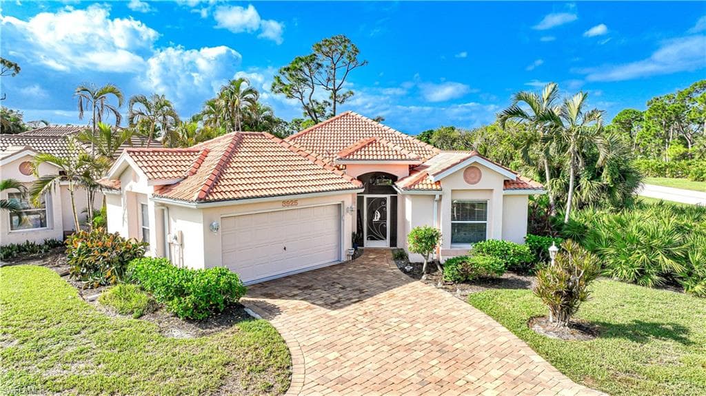 3925 CAPE COLE BLVD PUNTA GORDA, FL 33955