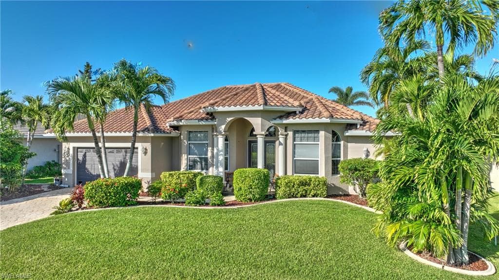 3318 SW 27th PL CAPE CORAL, FL 33914