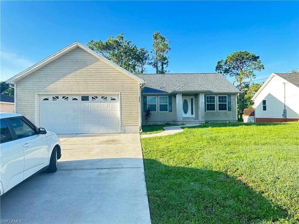 3005 14th ST W LEHIGH ACRES, FL 33971