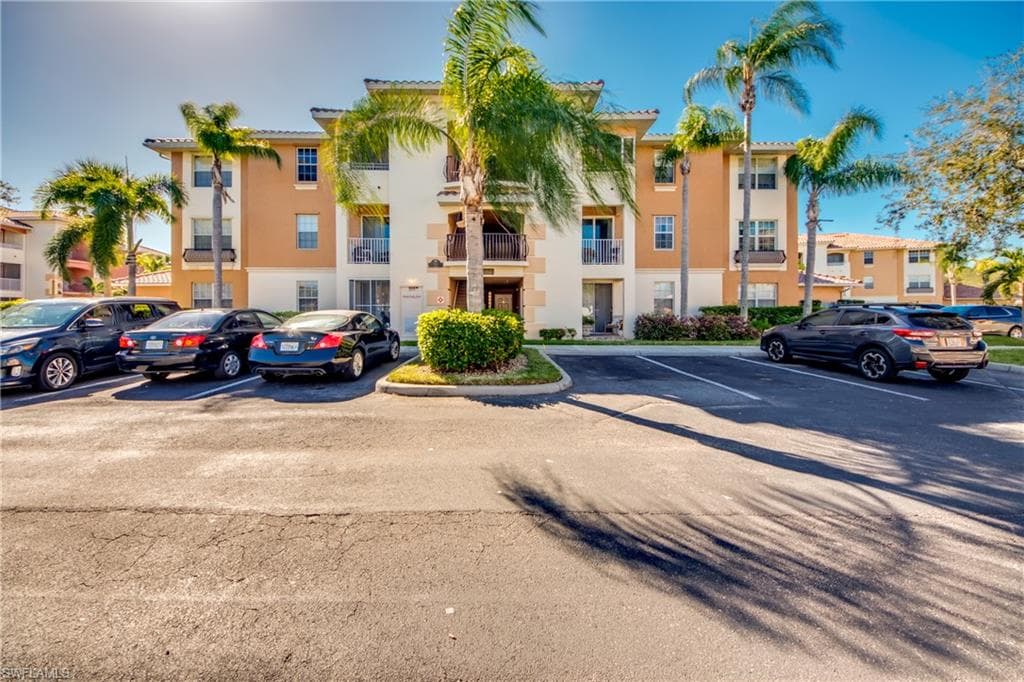3964 Pomodoro CIR 104 CAPE CORAL, FL 33909