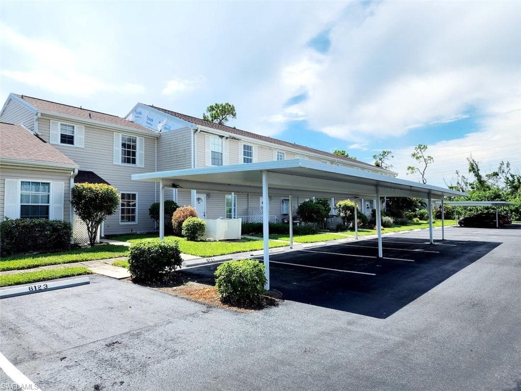 6127 Lake Front DR FORT MYERS, FL 33908