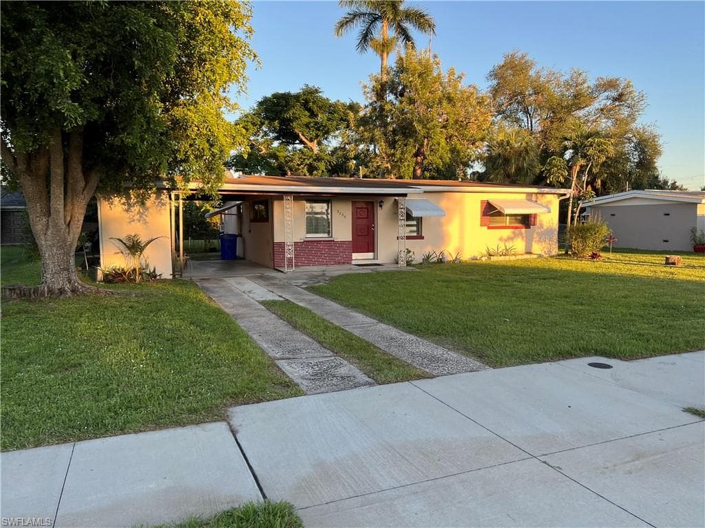 3039 Grand AVE FORT MYERS, FL 33901
