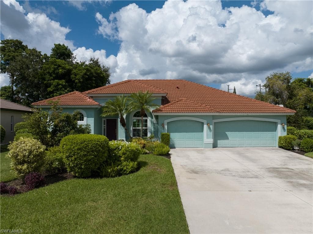 12832 Vista Pine CIR FORT MYERS, FL 33913