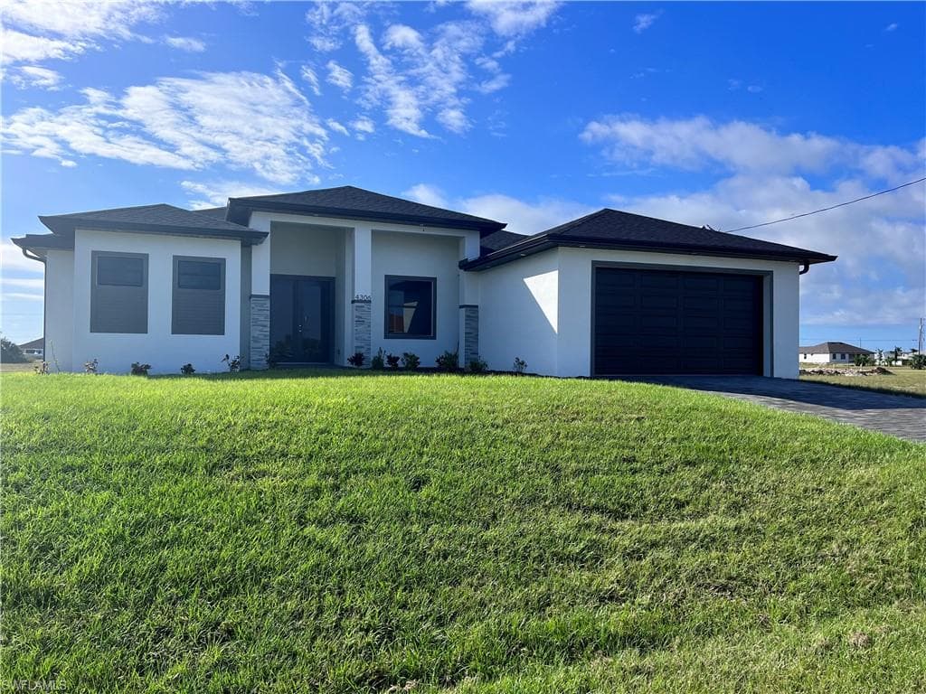 4306 NW 34th LN CAPE CORAL, FL 33993