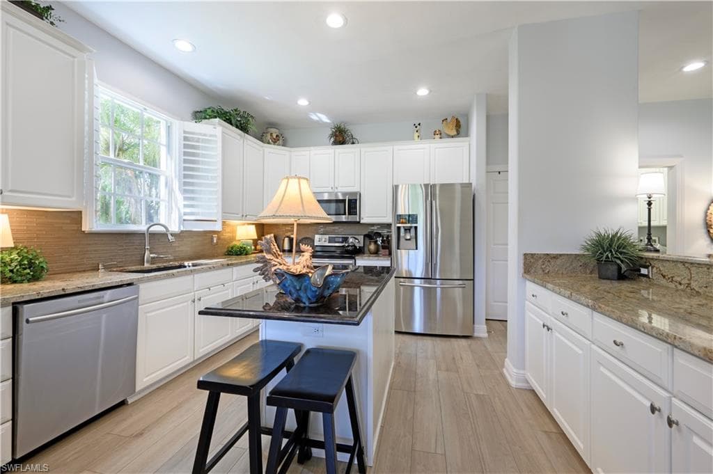 4970 Shaker Heights Ct CT 102 NAPLES, FL 34112