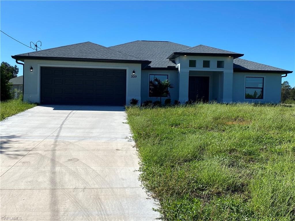 3019 41st ST SW LEHIGH ACRES, FL 33976