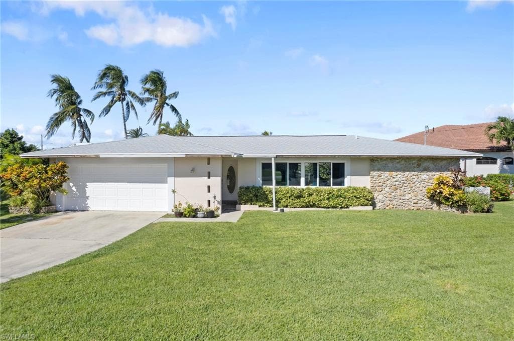 4132 SE 9th PL CAPE CORAL, FL 33904