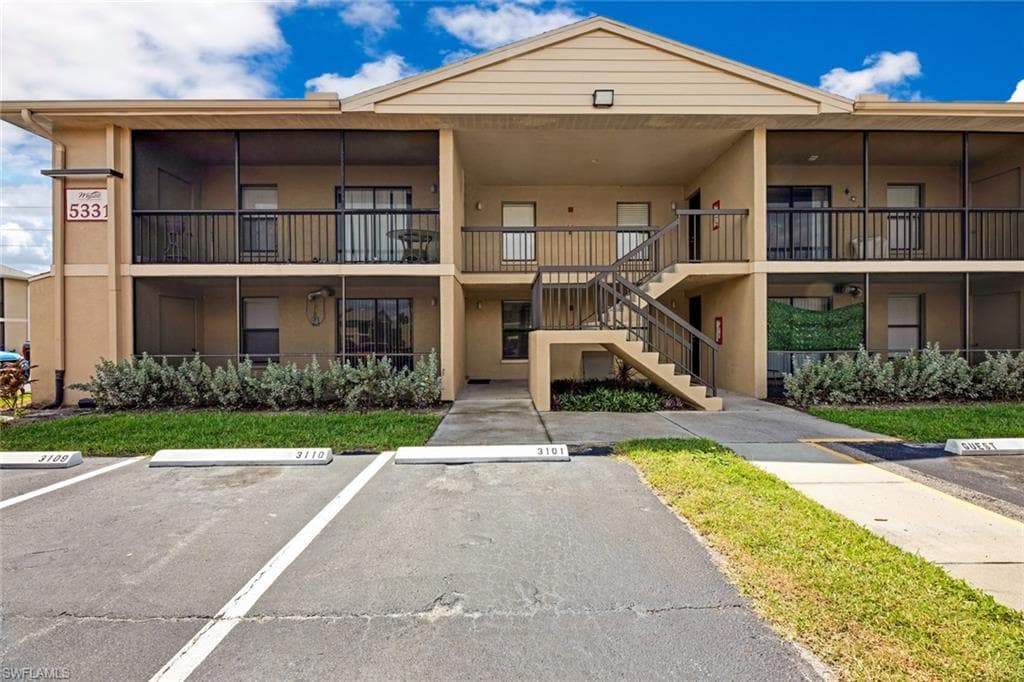 5331 Summerlin RD 3101 FORT MYERS, FL 33919