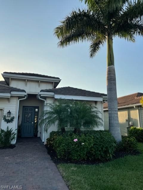 14607 Topsail DR NAPLES, FL 34114