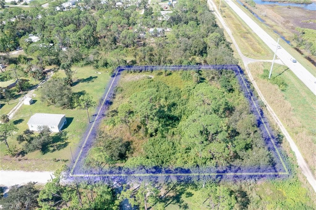 8488 McDaniel DR NORTH FORT MYERS, FL 33917