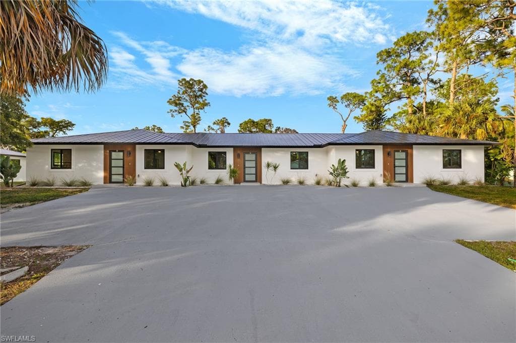 3619 Poplar WAY NAPLES, FL 34112