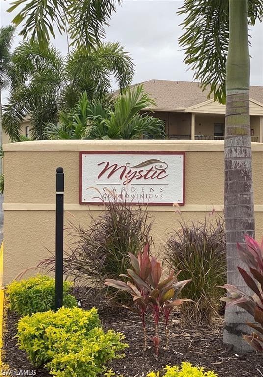 5307 Summerlin RD 702 FORT MYERS, FL 33919
