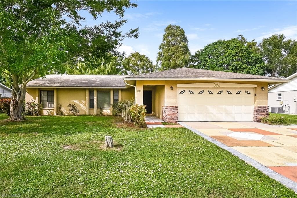 1385 Georgetowne CIR SARASOTA, FL 34232