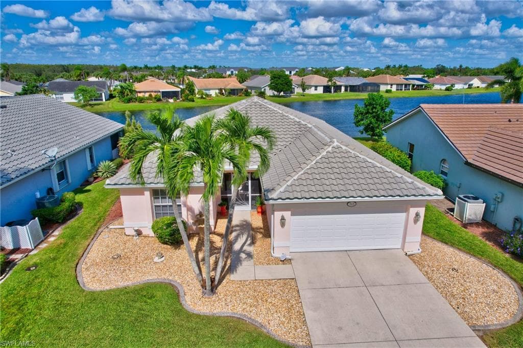 7615 Cameron CIR FORT MYERS, FL 33912