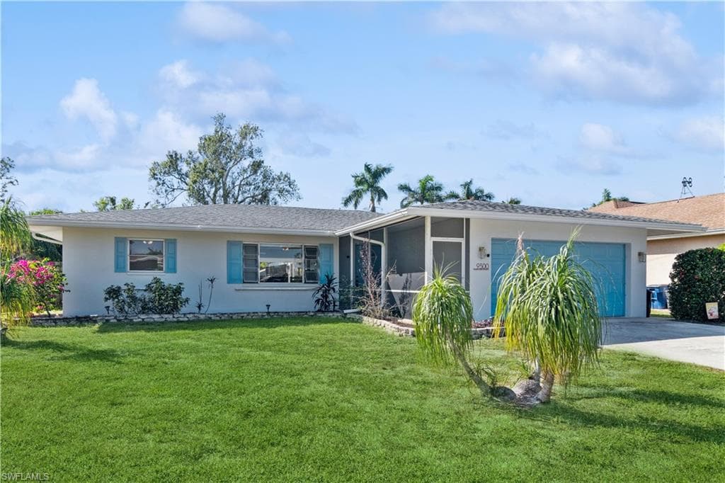 9300 Carolina ST BONITA SPRINGS, FL 34135