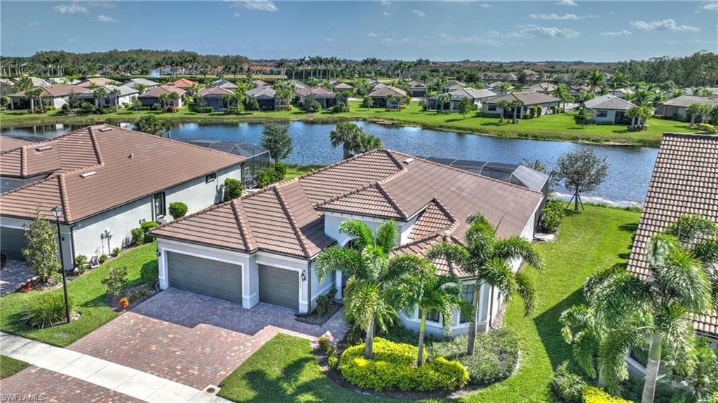 11753 Bowes CIR FORT MYERS, FL 33913