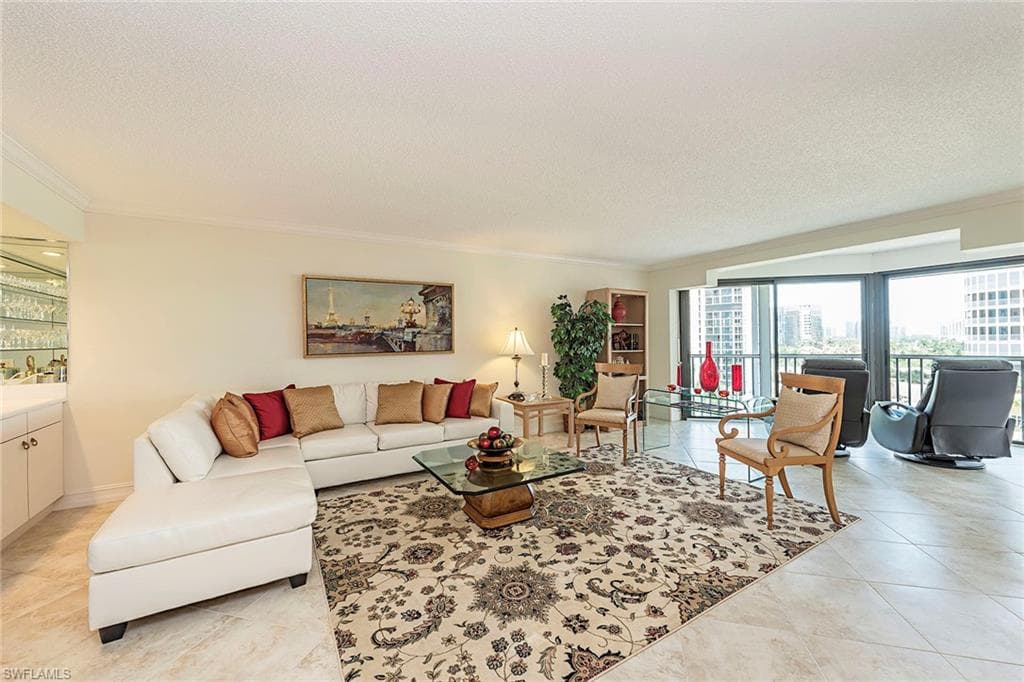 4401 Gulf Shore BLVD N C-804 NAPLES, FL 34103