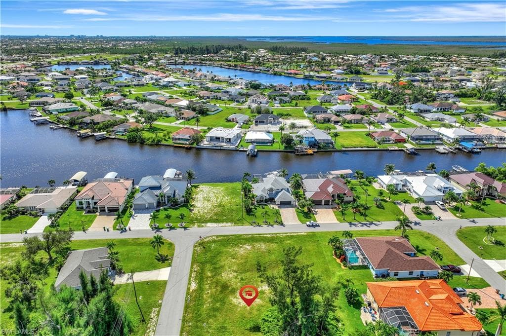 138 SW 34th AVE CAPE CORAL, FL 33991