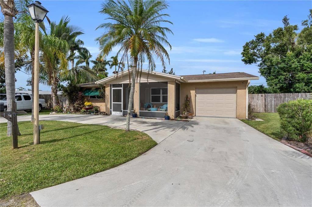 130 Brooks RD NORTH FORT MYERS, FL 33917