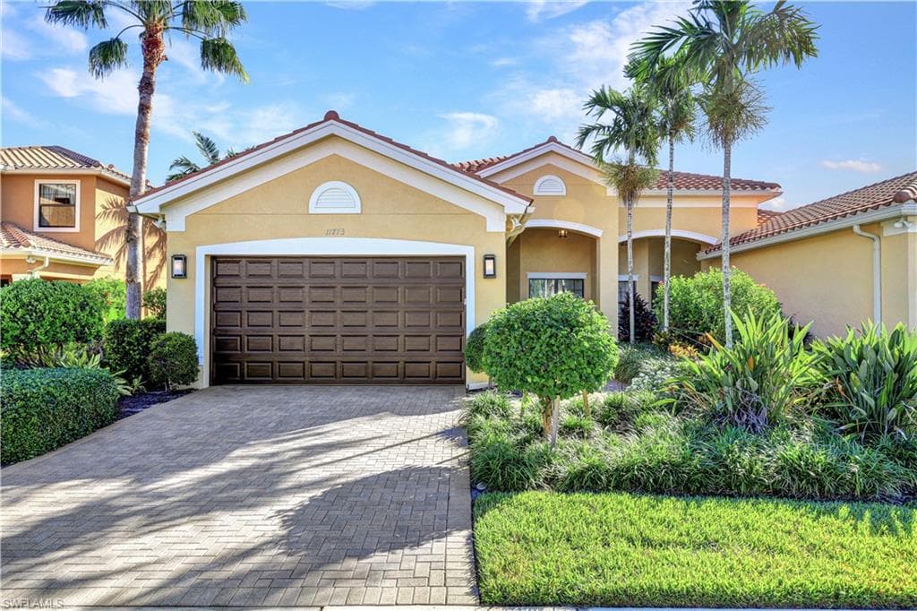 11773 Meadowrun CIR E FORT MYERS, FL 33913