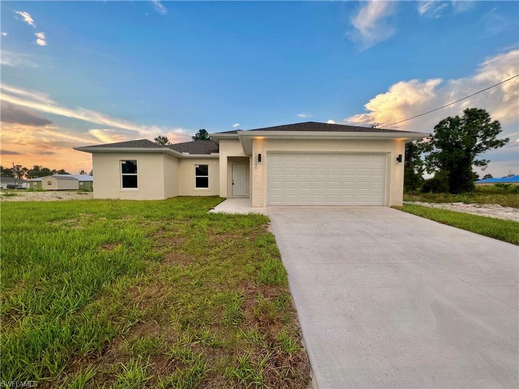 3602 29th ST SW LEHIGH ACRES, FL 33976