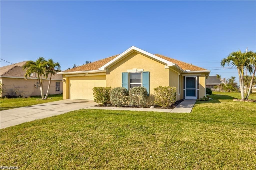 1805 7th TER CAPE CORAL, FL 33993