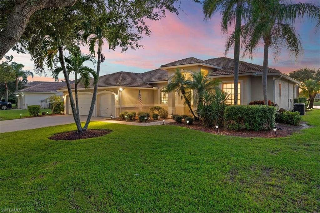 726 Grand Rapids BLVD NAPLES, FL 34120