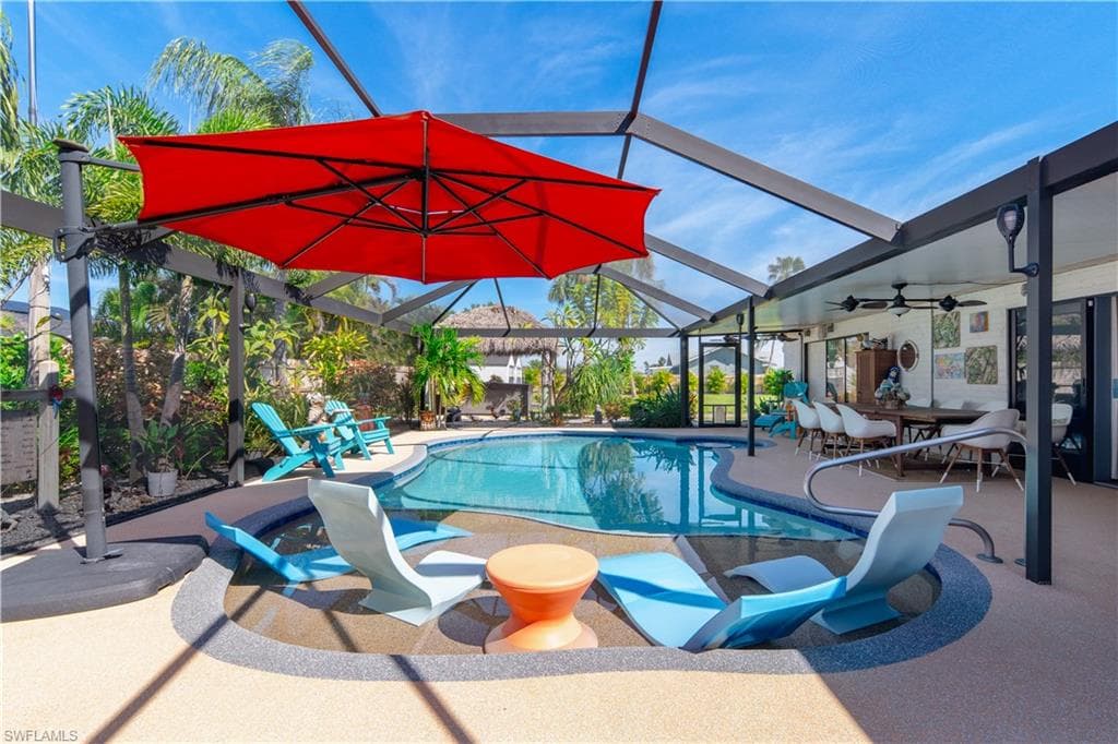 2704 2nd PL CAPE CORAL, FL 33993