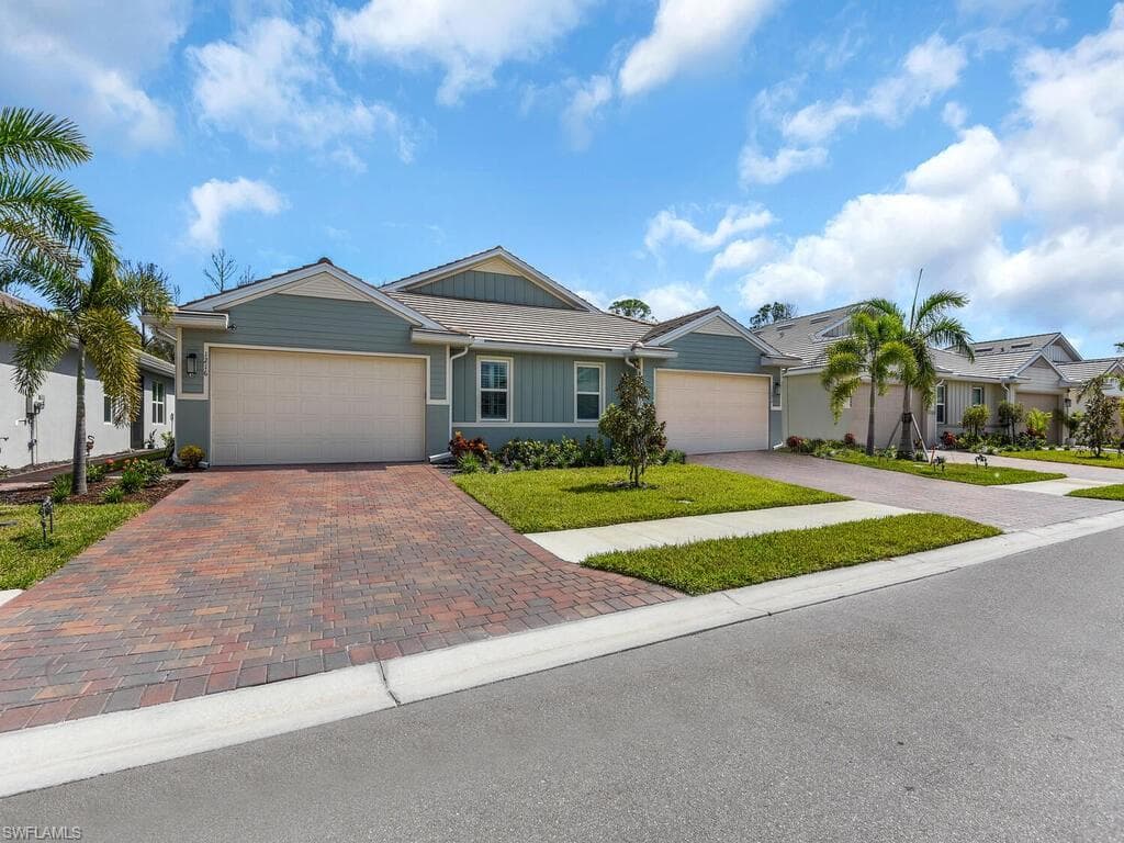 1216 Enbrook LOOP NAPLES, FL 34114
