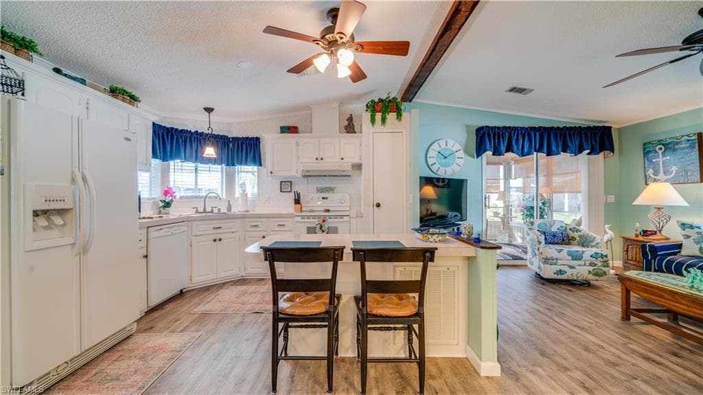 434 Rainbow DR NORTH FORT MYERS, FL 33903