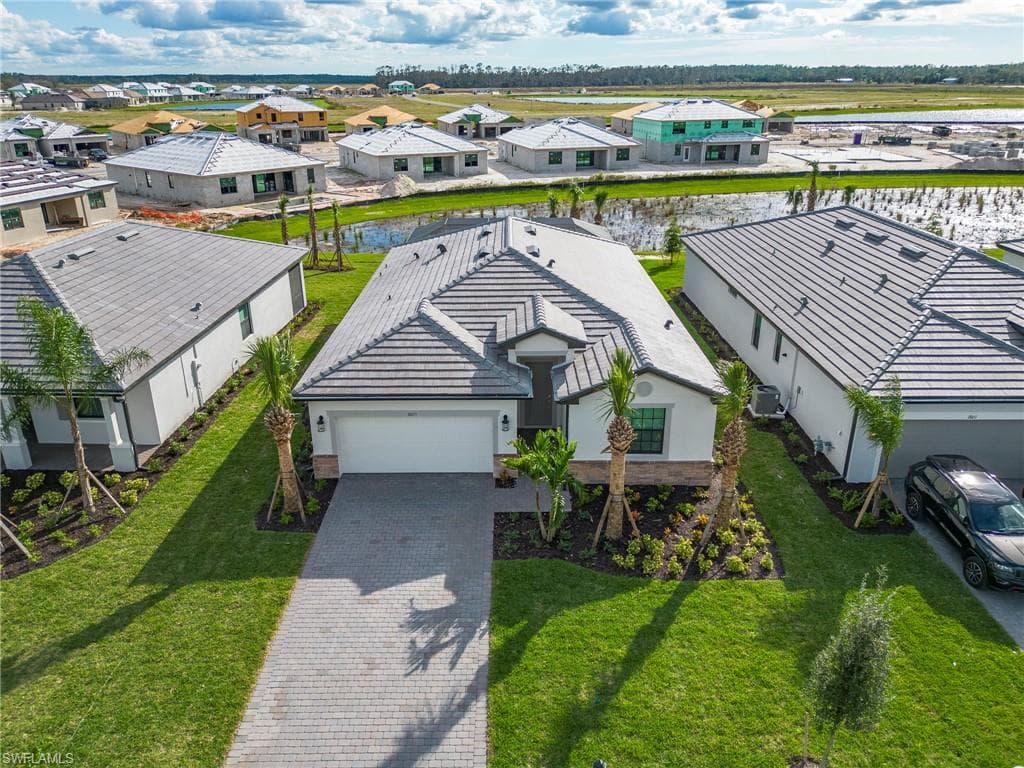 18655 Ives DR ESTERO, FL 33928