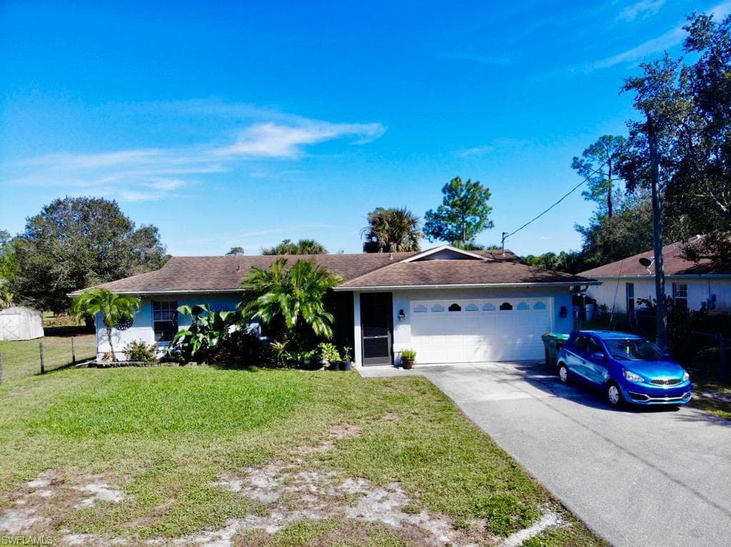 720 16th ST SE NAPLES, FL 34117