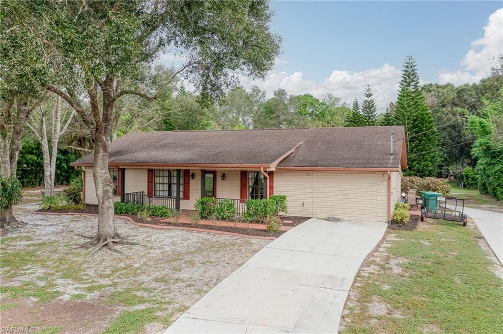 3861 11th AVE SW NAPLES, FL 34117