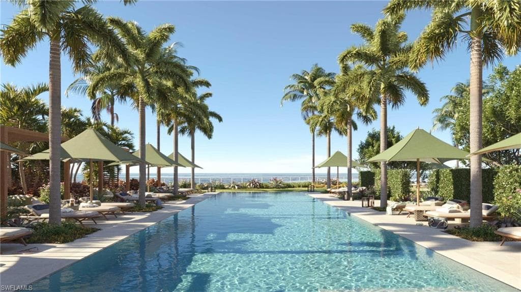 1601 Gulf Shore BLVD N 601 NAPLES, FL 34102
