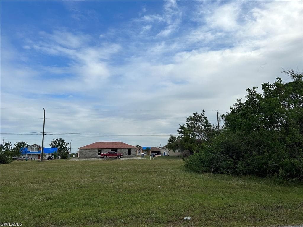 1903 NE 20th AVE CAPE CORAL, FL 33909