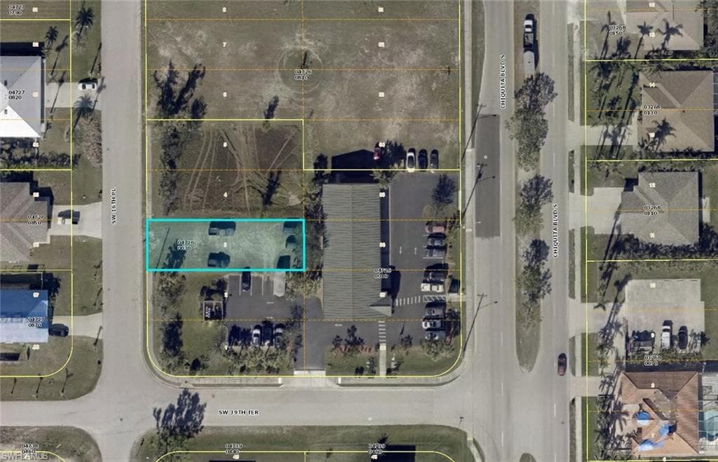 3917 SW 16th PL CAPE CORAL, FL 33914
