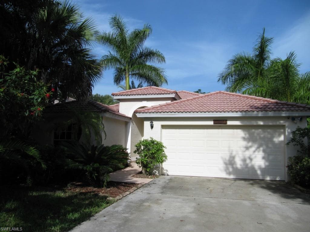 2224 Heritage Greens DR W NAPLES, FL 34119