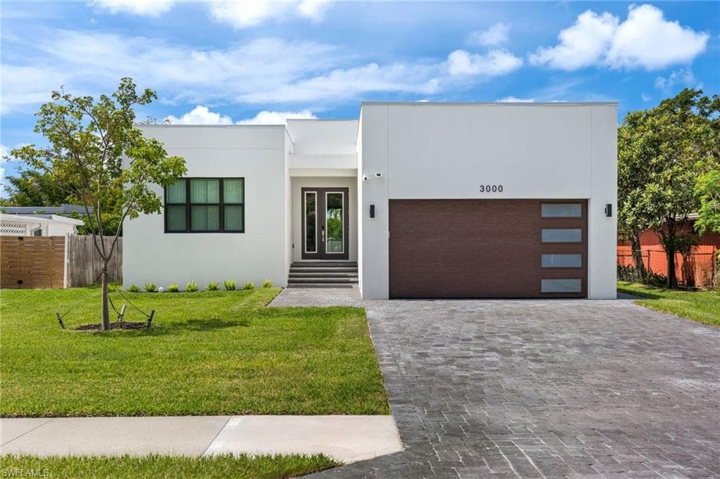 3000 Estey AVE NAPLES, FL 34104
