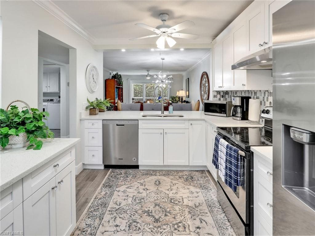 3031 Sandpiper Bay CIR F101 NAPLES, FL 34112