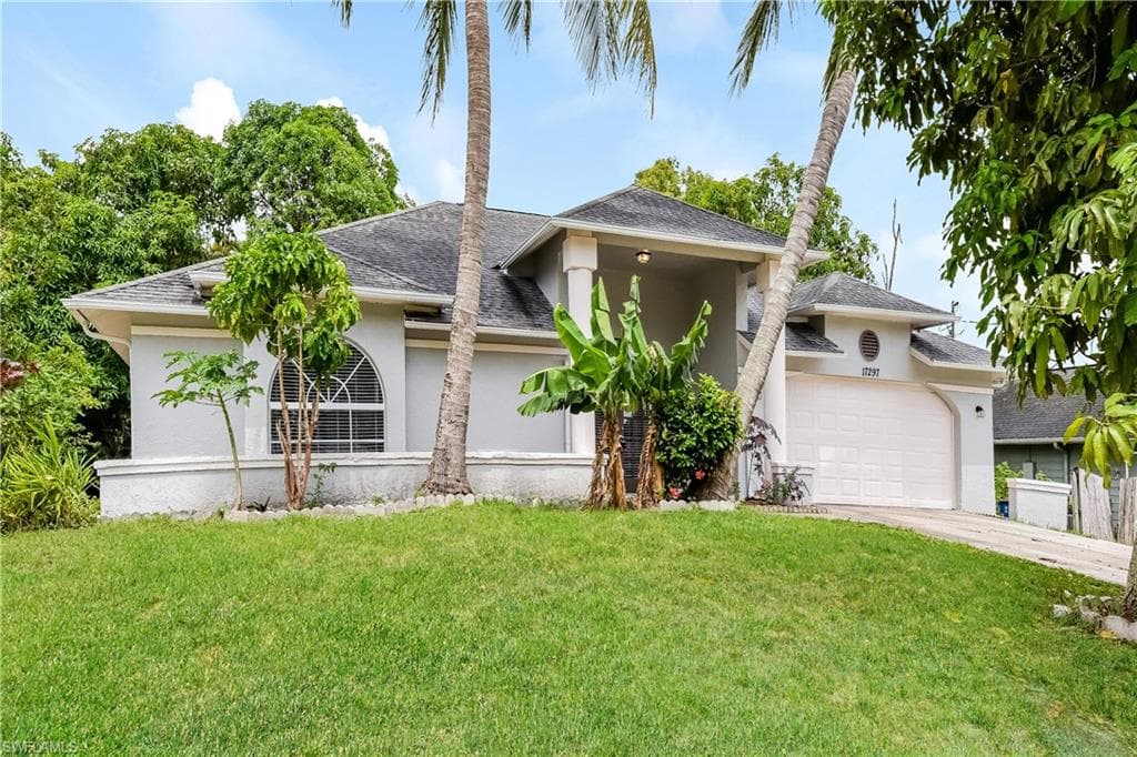 17297 Lee RD FORT MYERS, FL 33967