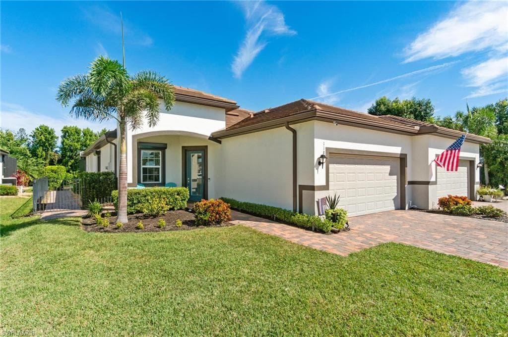1187 Town And River DR FORT MYERS, FL 33919