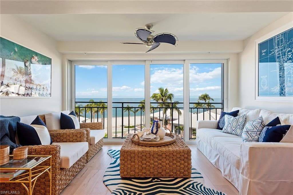 2401 Gulf Shore BLVD N 51 NAPLES, FL 34103