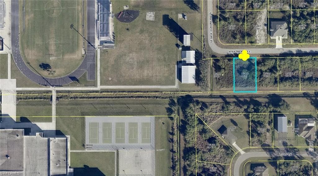838 APARTMENT ST LEHIGH ACRES, FL 33974