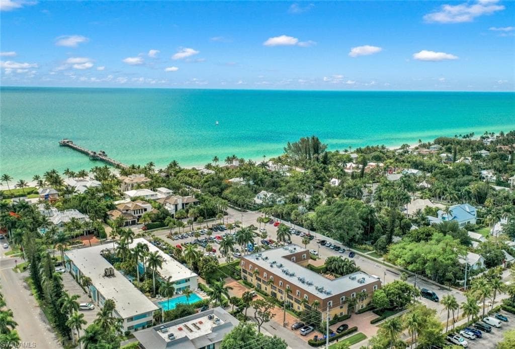 1222 Gordon DR 14 NAPLES, FL 34102