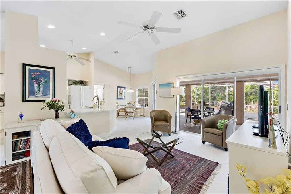 1857 Piccadilly Circus NAPLES, FL 34112
