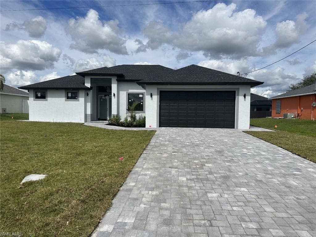 433 NW 3rd TER CAPE CORAL, FL 33993