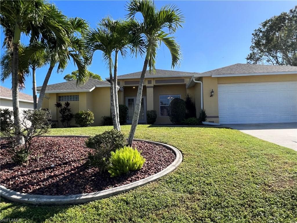 2137 SW 11th CT CAPE CORAL, FL 33991