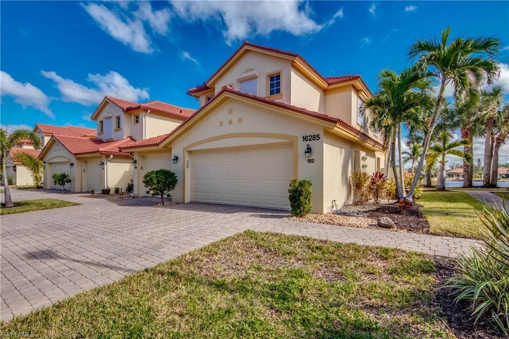 16285 Coco Hammock WAY 102 FORT MYERS, FL 33908