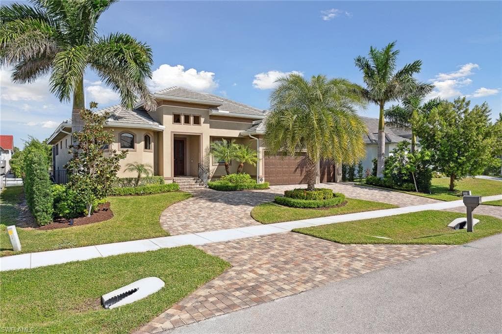 842 Elm CT MARCO ISLAND, FL 34145