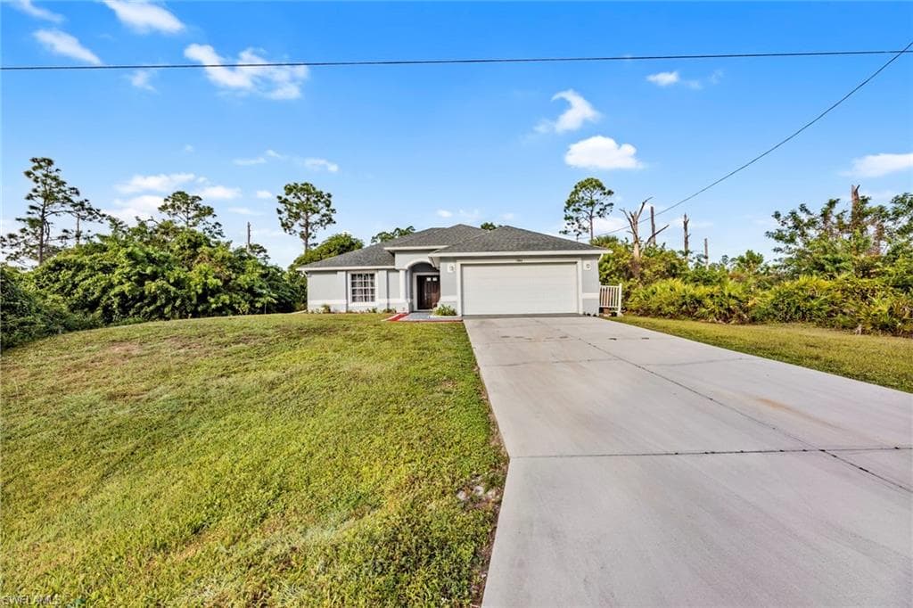 1006 Chadwick AVE LEHIGH ACRES, FL 33974
